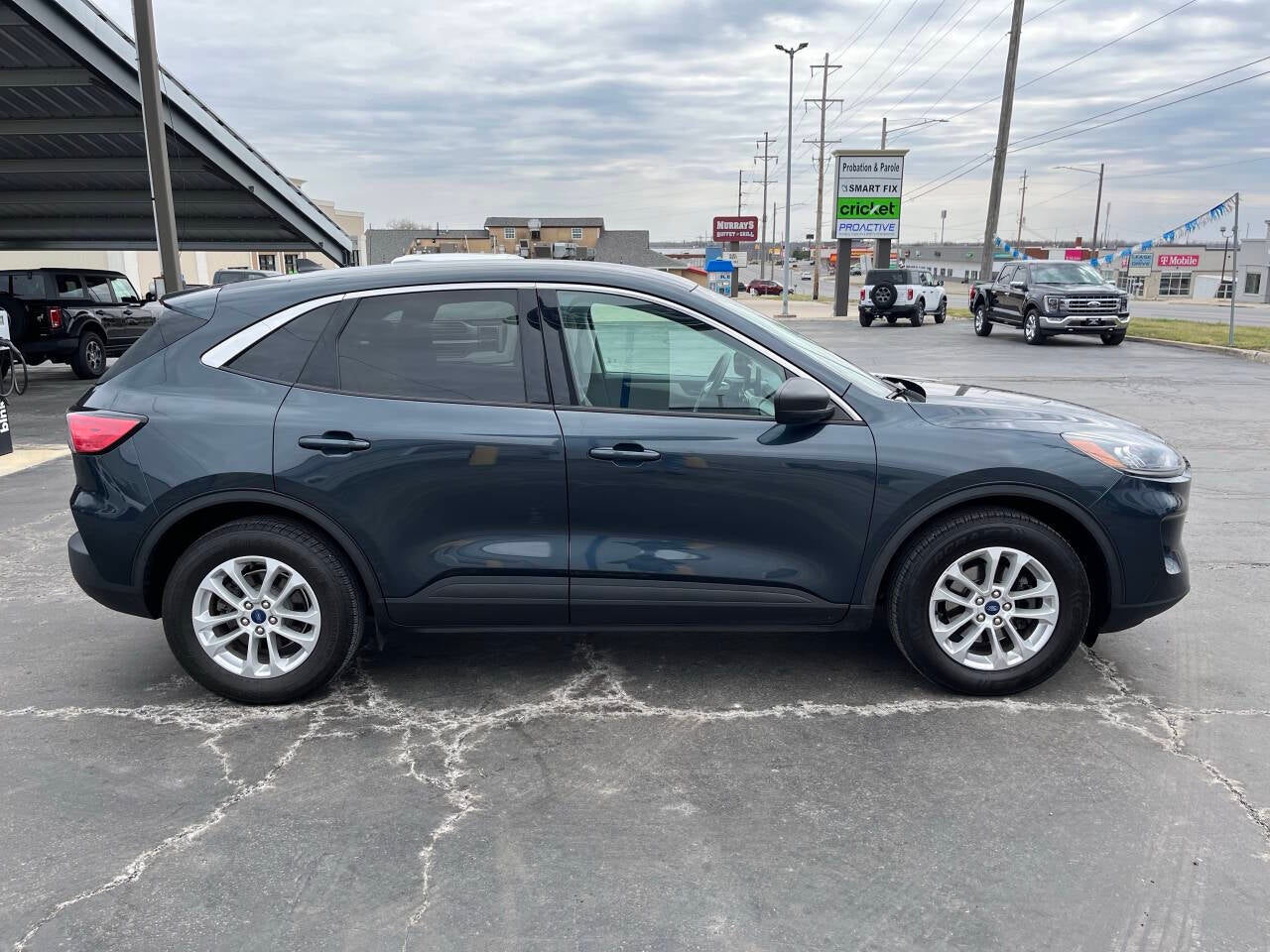 2022 Ford Escape SE 4dr SUV