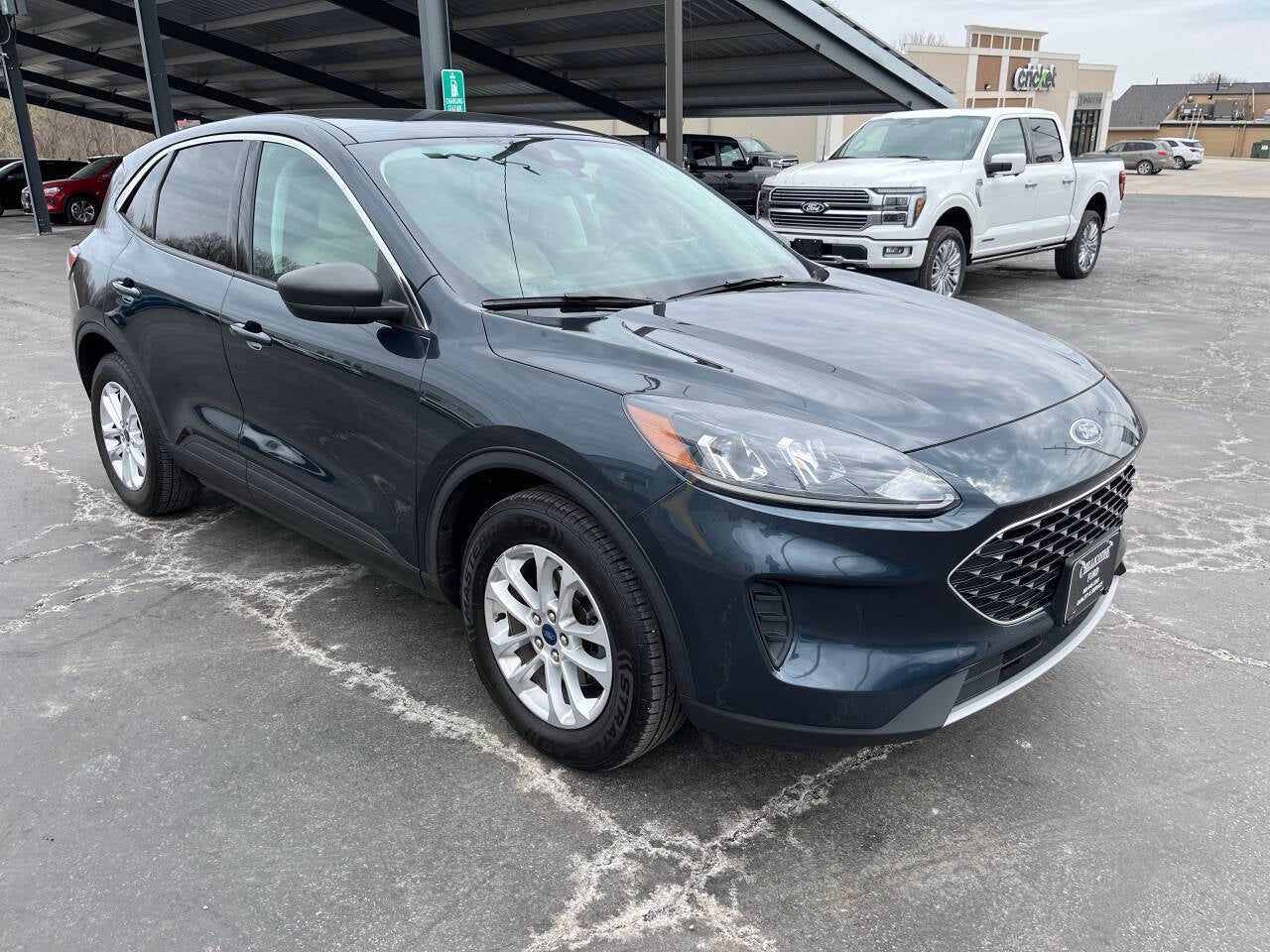 2022 Ford Escape SE 4dr SUV