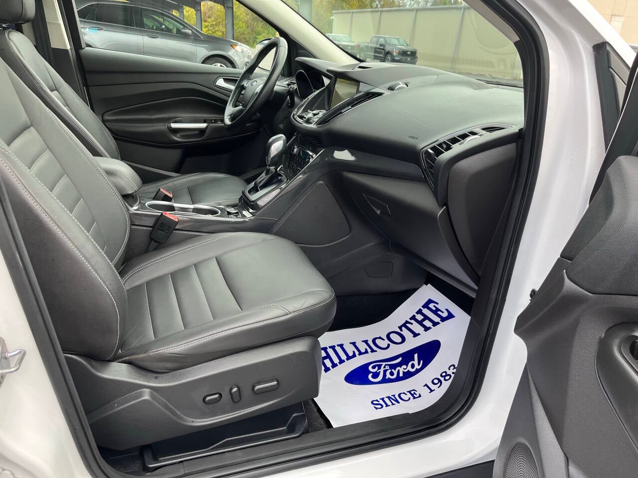 2016 Ford Escape Titanium AWD 4dr SUV