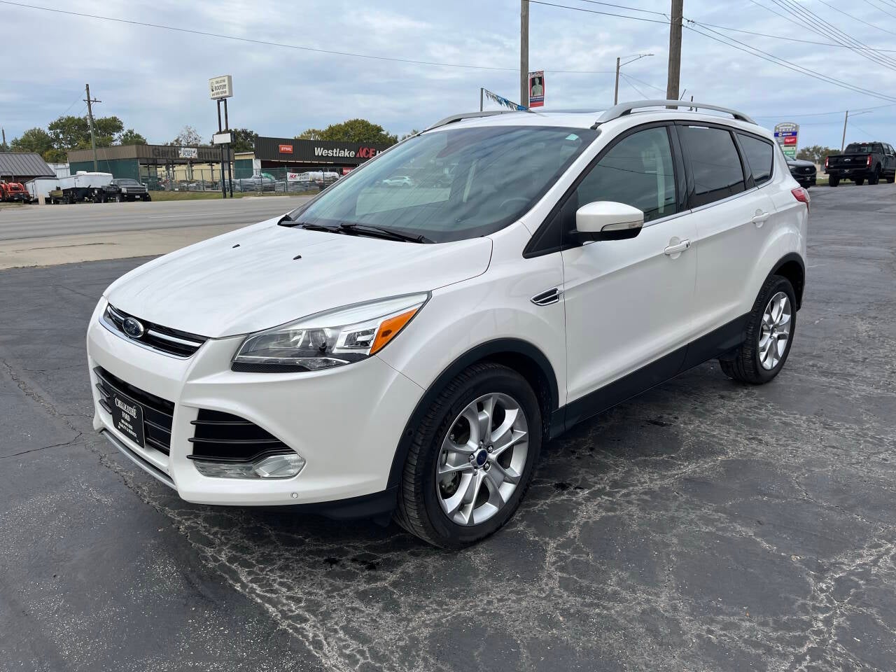 2016 Ford Escape Titanium AWD 4dr SUV