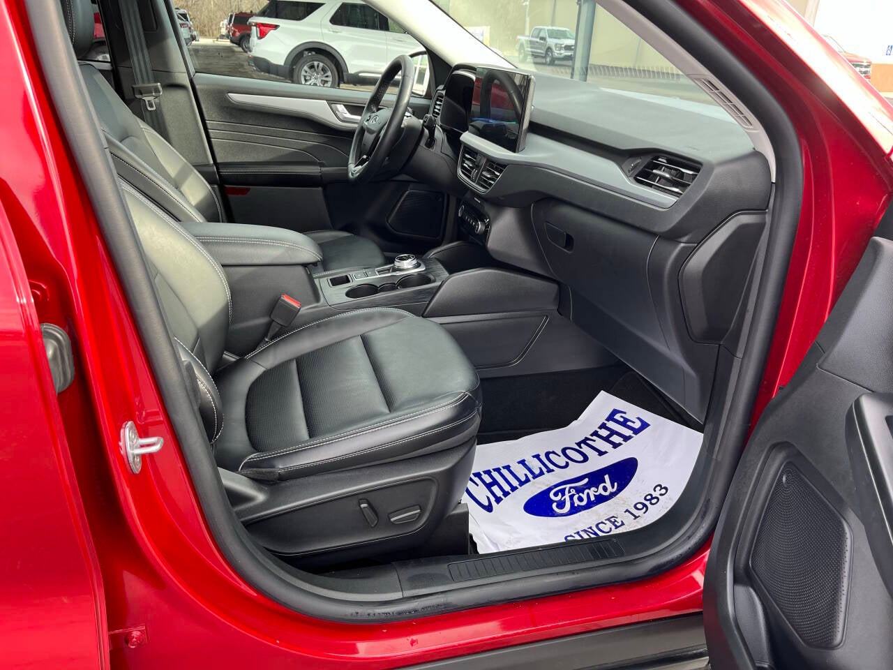 2025 Ford Escape Platinum AWD 4dr SUV