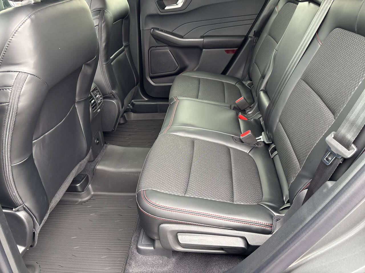 2026 Ford Escape ST Line AWD 4dr SUV