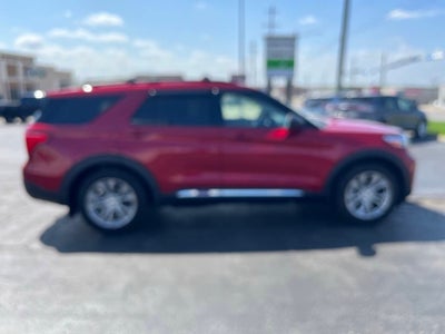 2022 Ford Explorer XLT AWD 4dr SUV
