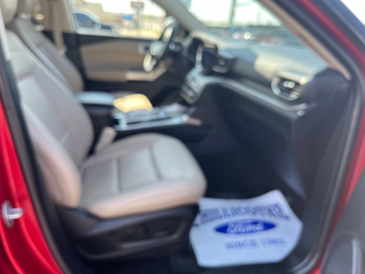 2022 Ford Explorer XLT AWD 4dr SUV