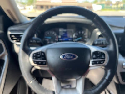 2022 Ford Explorer XLT AWD 4dr SUV