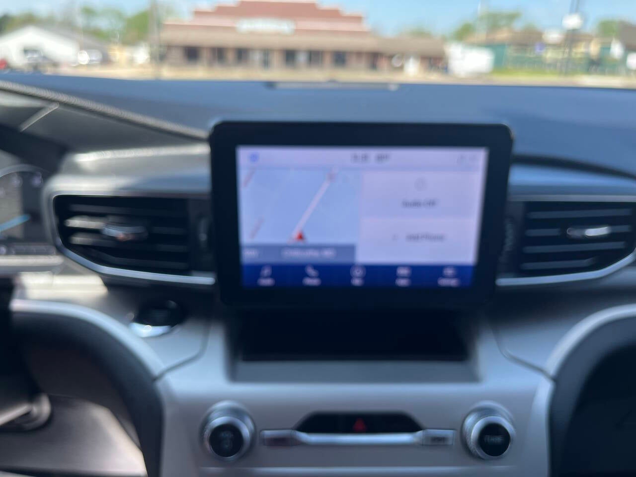 2022 Ford Explorer XLT AWD 4dr SUV