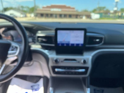 2022 Ford Explorer XLT AWD 4dr SUV