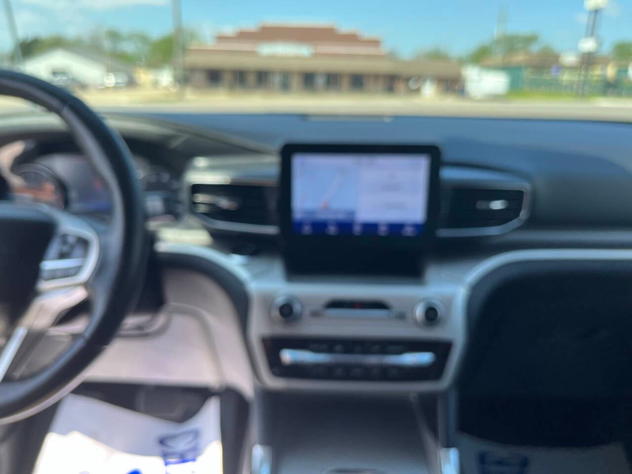 2022 Ford Explorer XLT AWD 4dr SUV