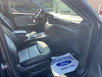 2023 Ford Explorer XLT AWD 4dr SUV