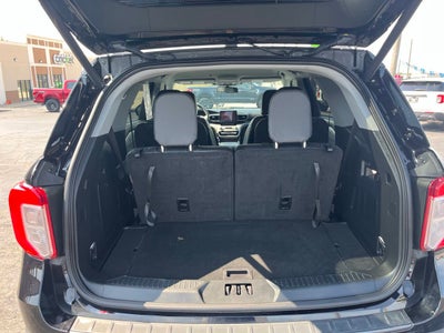 2023 Ford Explorer XLT AWD 4dr SUV
