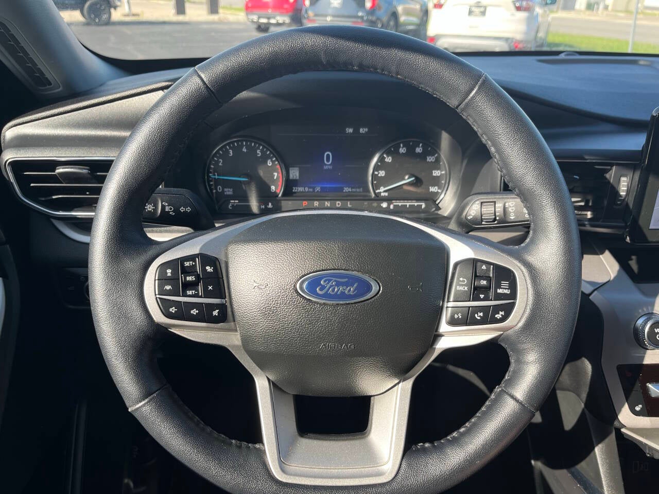 2023 Ford Explorer XLT AWD 4dr SUV