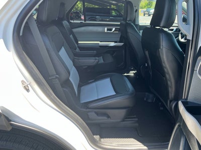2024 Ford Explorer XLT AWD 4dr SUV