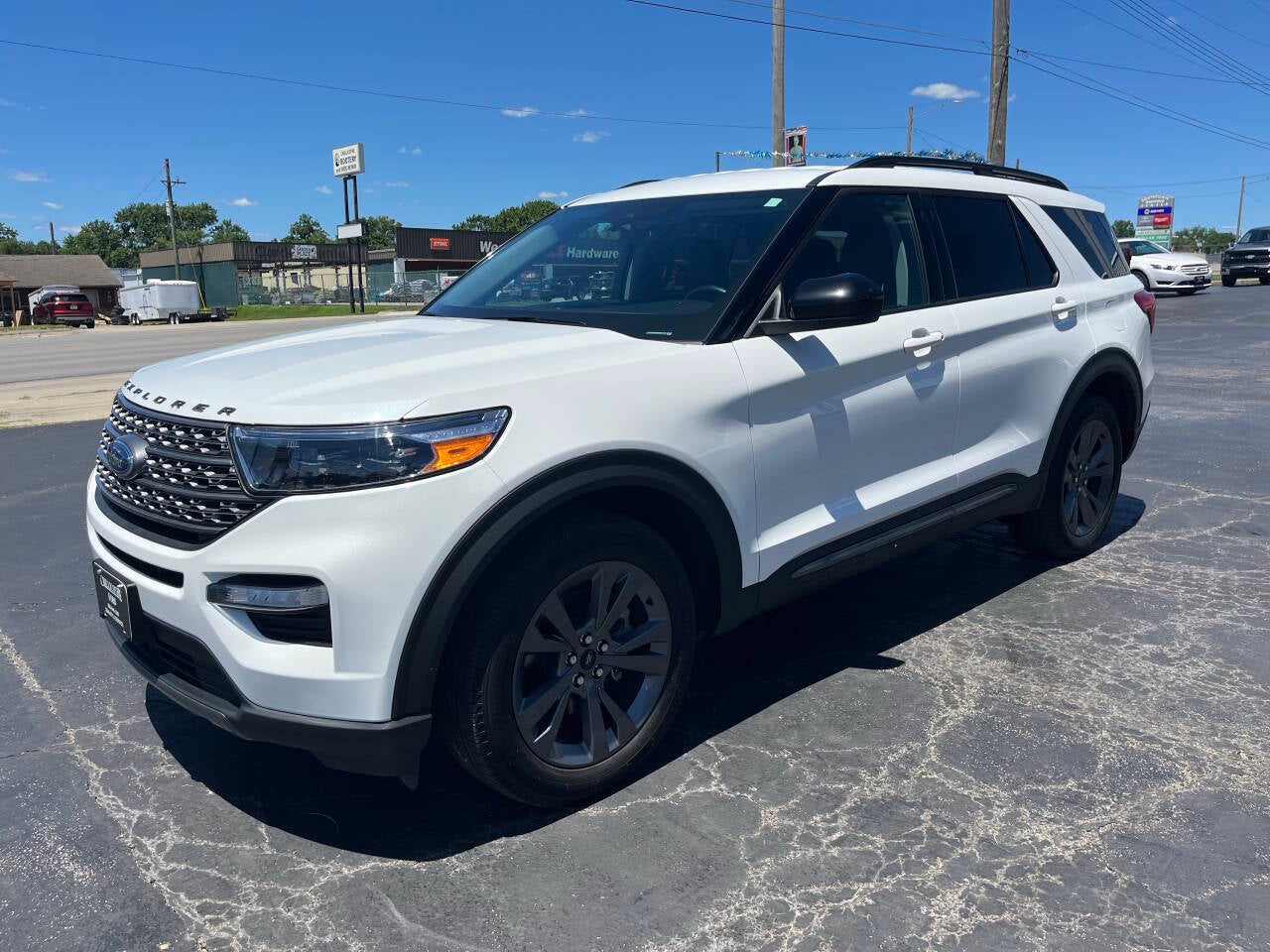 2024 Ford Explorer XLT AWD 4dr SUV
