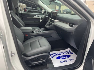 2026 Ford Explorer Active AWD 4dr SUV