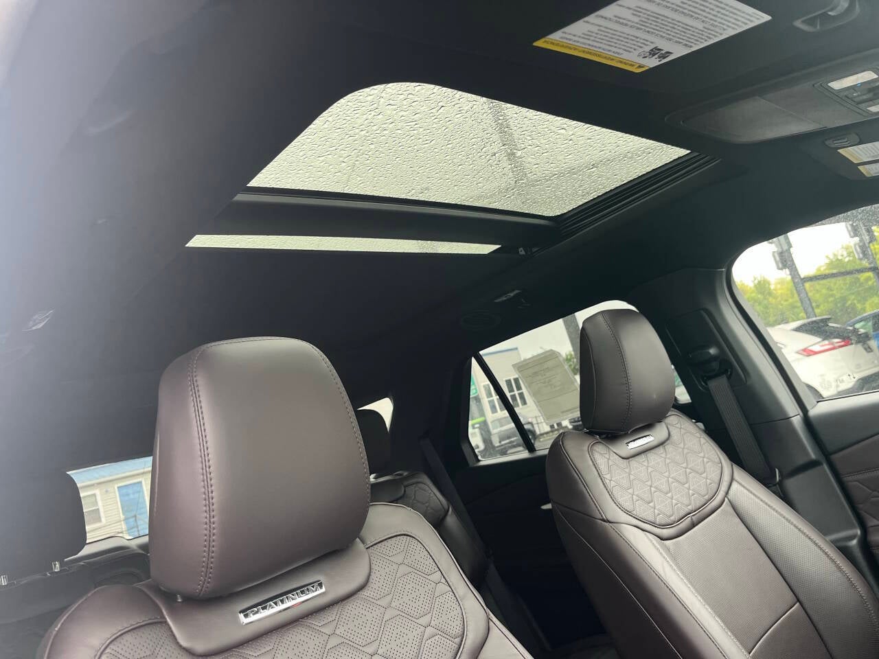 2027 Ford Explorer Platinum AWD 4dr SUV