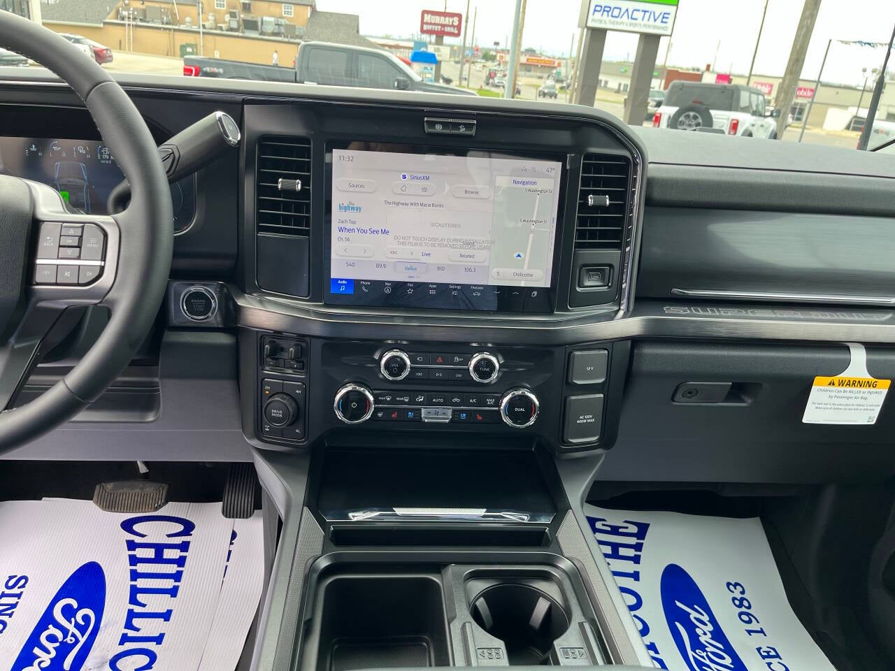 2026 Ford F-350 Super Duty Lariat 4x4 4dr Crew Cab 6.8 ft. SB SRW Pickup