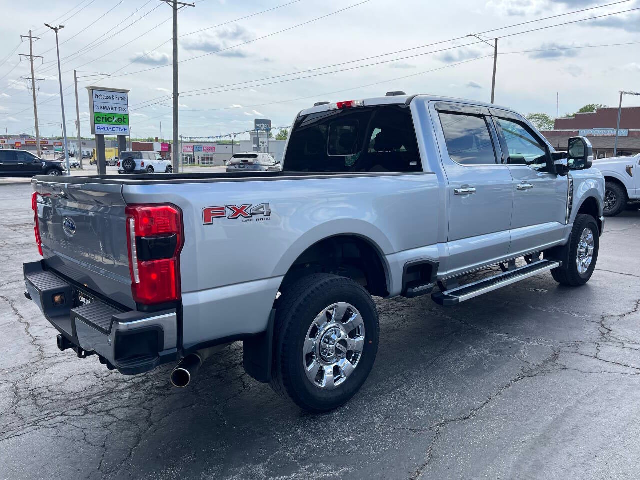 2024 Ford F-350 Super Duty Lariat 4x4 4dr Crew Cab 6.8 ft. SB SRW Pickup