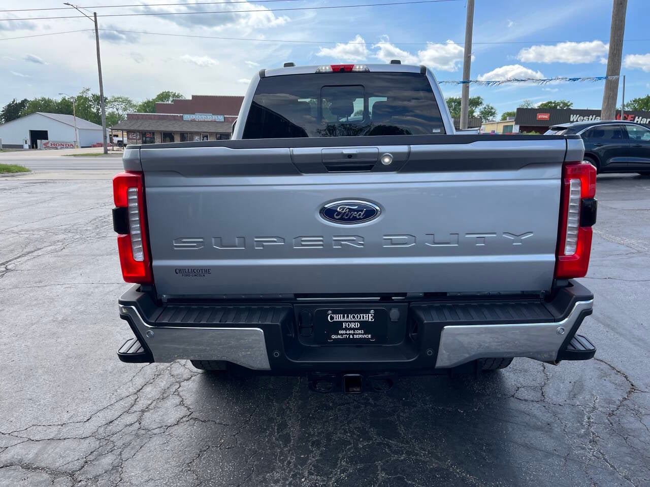 2024 Ford F-350 Super Duty Lariat 4x4 4dr Crew Cab 6.8 ft. SB SRW Pickup
