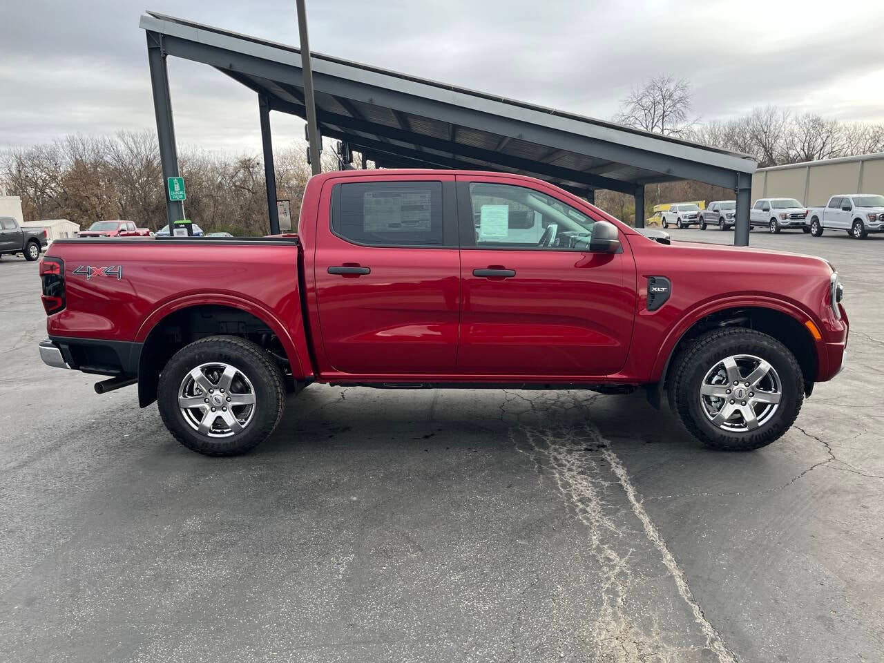 2025 Ford Ranger XLT 4x4 4dr SuperCrew 5.0 ft. SB