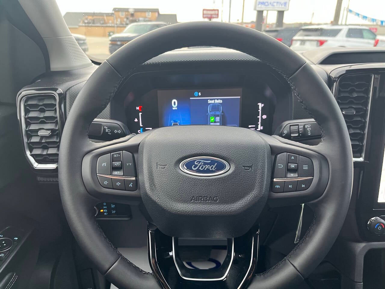 2025 Ford Ranger XLT 4x4 4dr SuperCrew 5.0 ft. SB