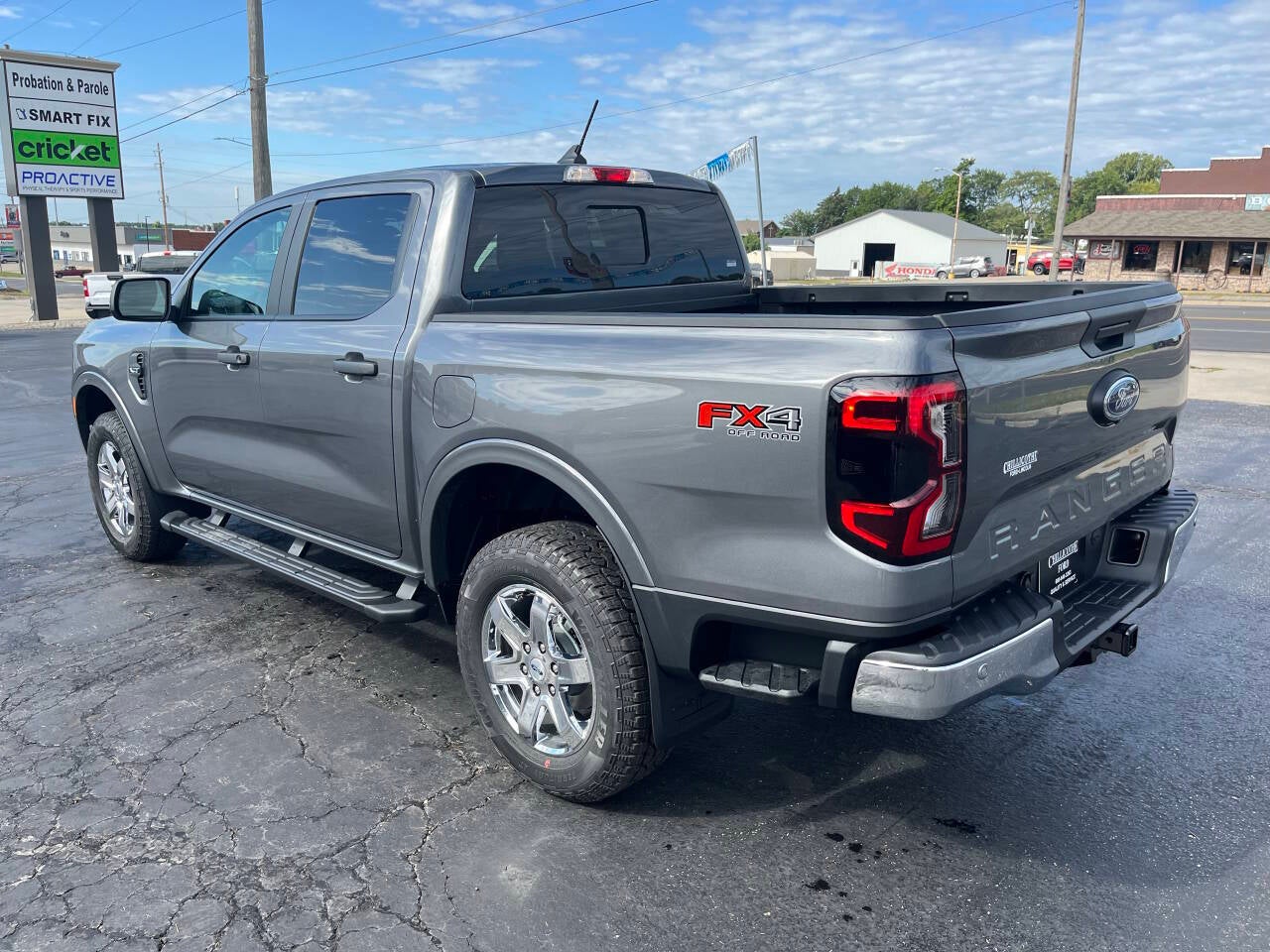 2025 Ford Ranger XLT 4x4 4dr SuperCrew 5.0 ft. SB