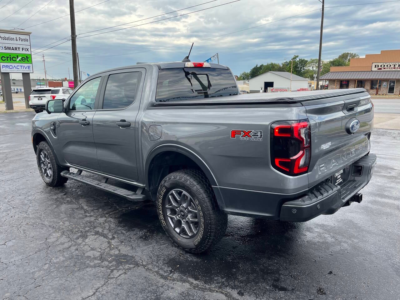 2024 Ford Ranger XLT 4x4 4dr SuperCrew 5.0 ft. SB