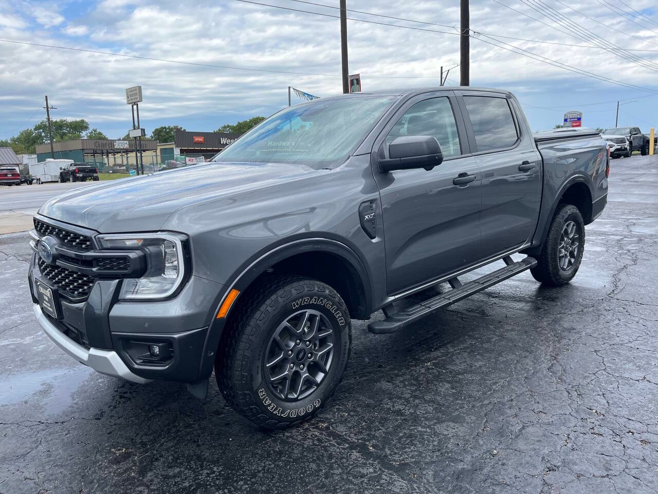 Used 2024 Ford Ranger XLT with VIN 1FTER4HH5RLE65883 for sale in Kansas City