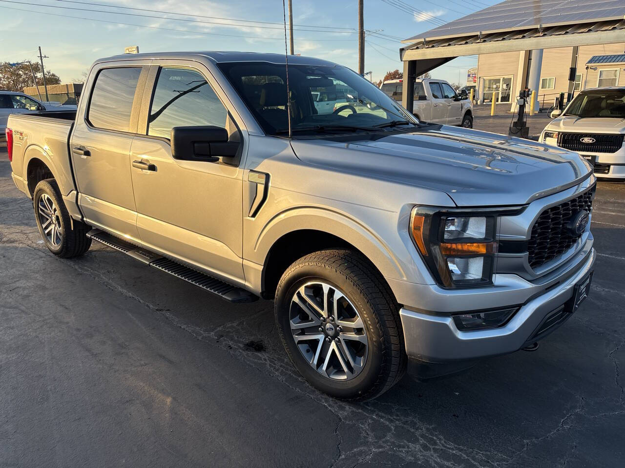 2023 Ford F-150 XL 4x4 4dr SuperCrew 5.5 ft. SB