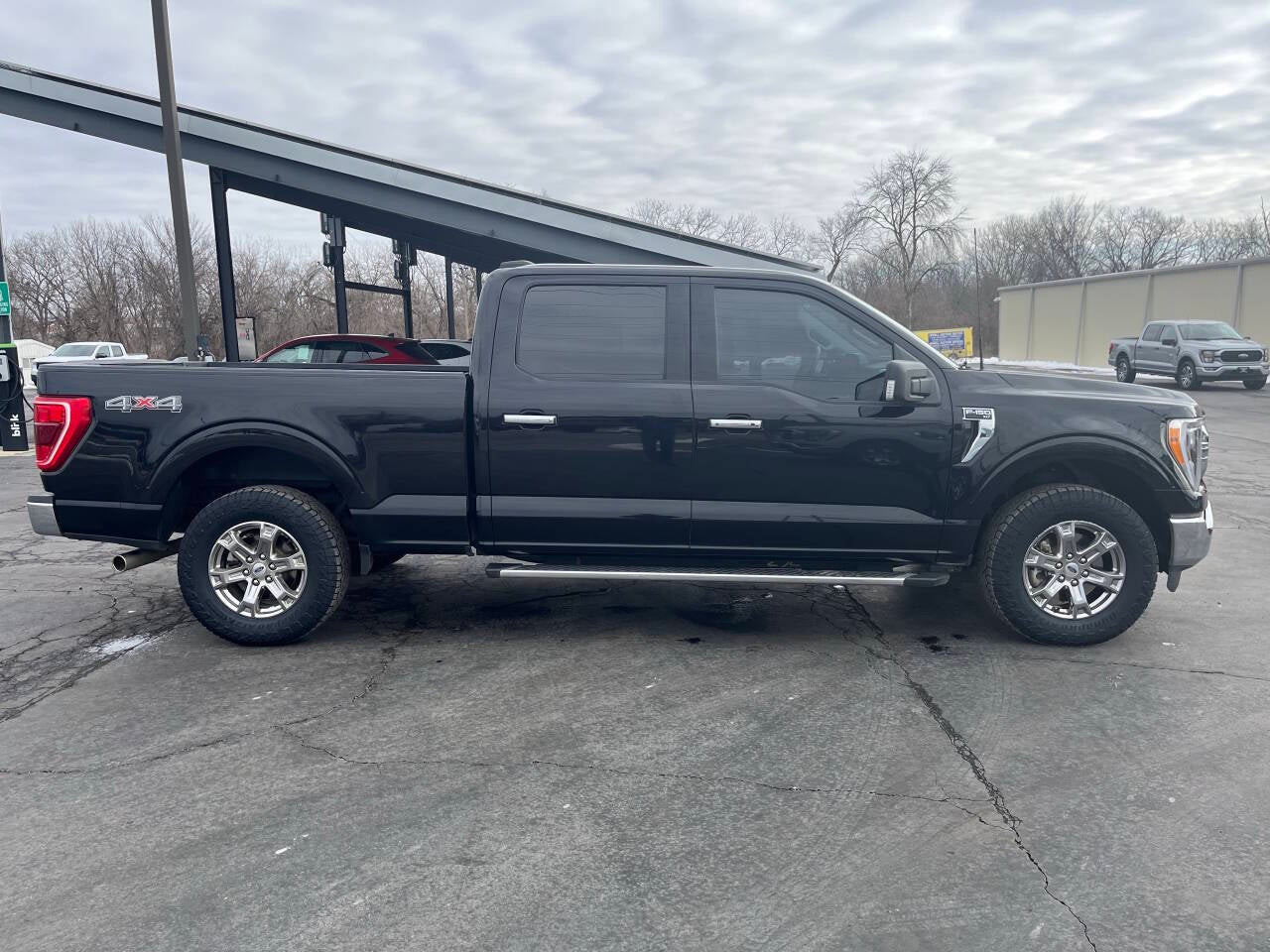 2022 Ford F-150 XLT 4x4 4dr SuperCrew 6.5 ft. SB