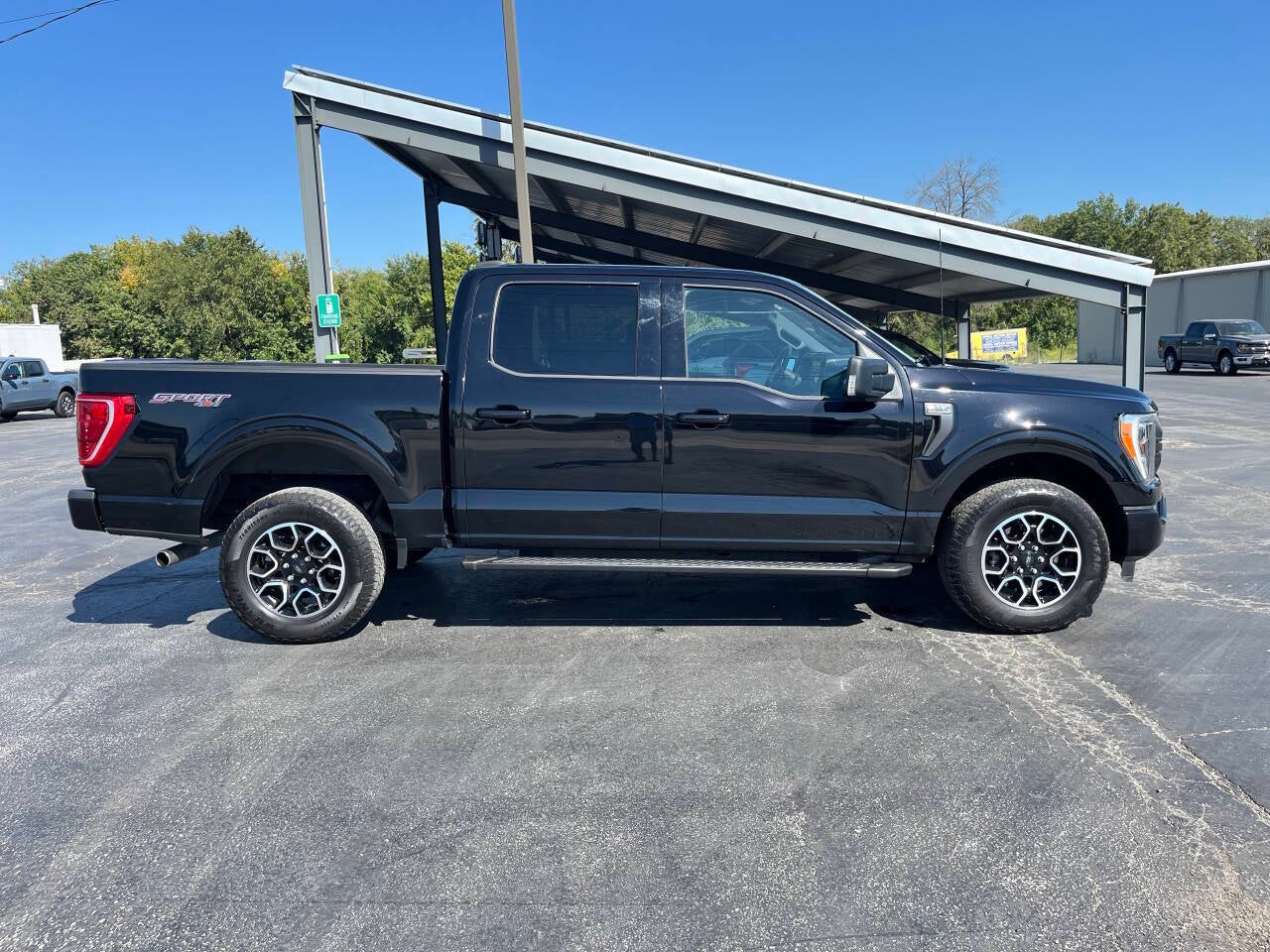 2023 Ford F-150 XLT 4x4 4dr SuperCrew 5.5 ft. SB