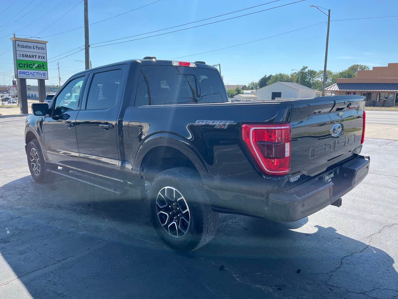 2023 Ford F-150 XLT 4x4 4dr SuperCrew 5.5 ft. SB