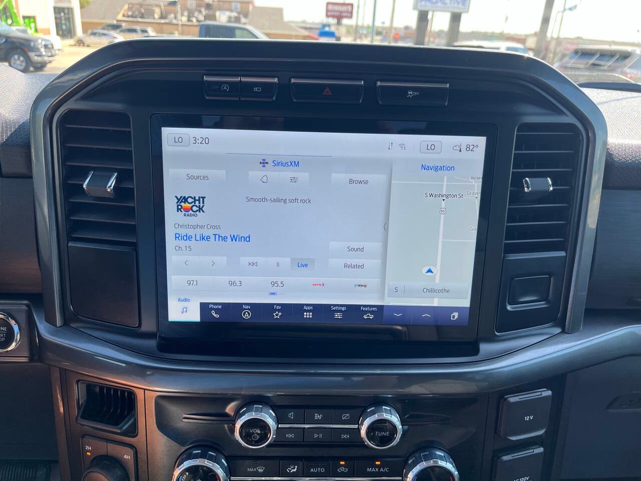 2023 Ford F-150 XLT 4x4 4dr SuperCrew 5.5 ft. SB