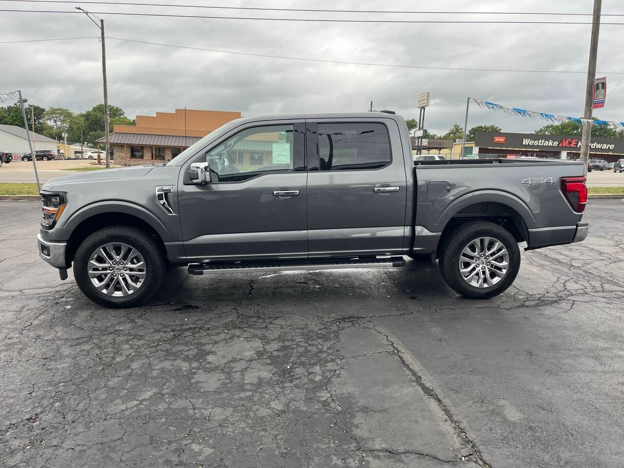 2026 Ford F-150 XLT 4x4 4dr SuperCrew 5.5 ft. SB