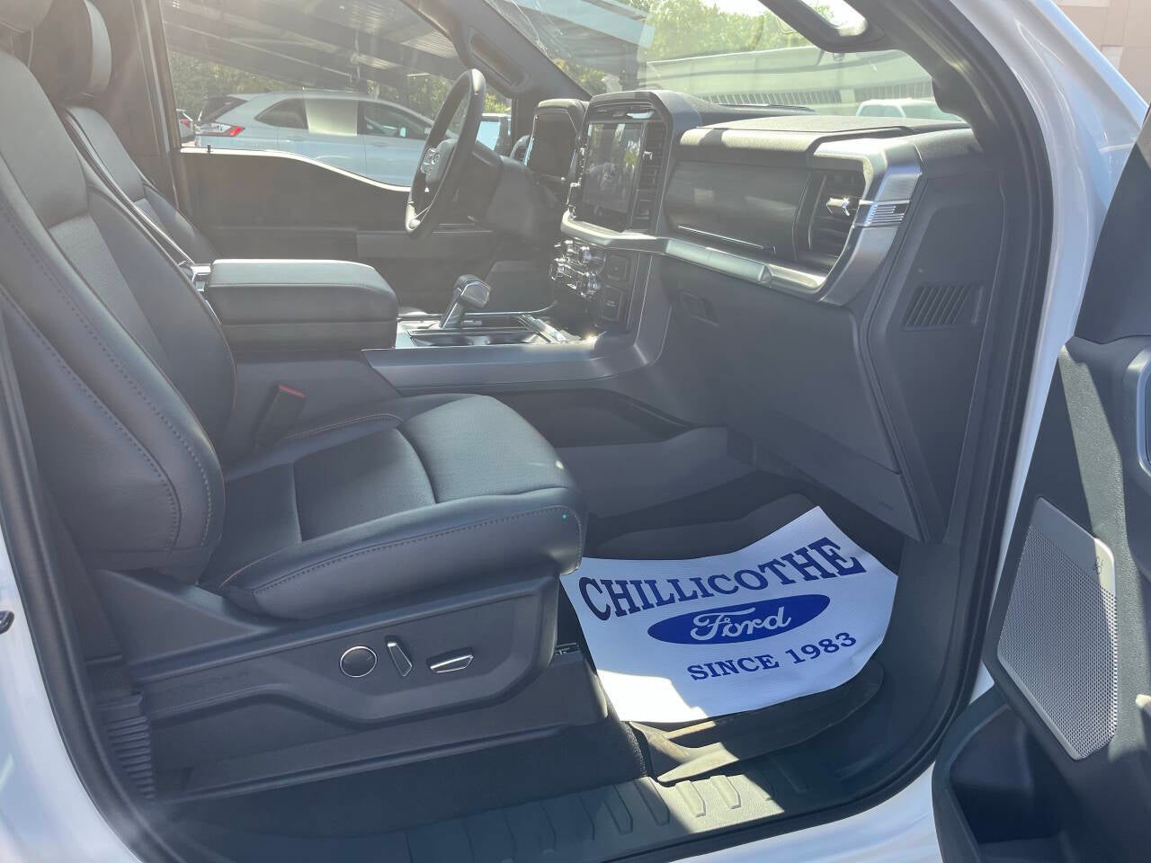 2026 Ford F-150 Lariat 4x4 4dr SuperCrew 5.5 ft. SB