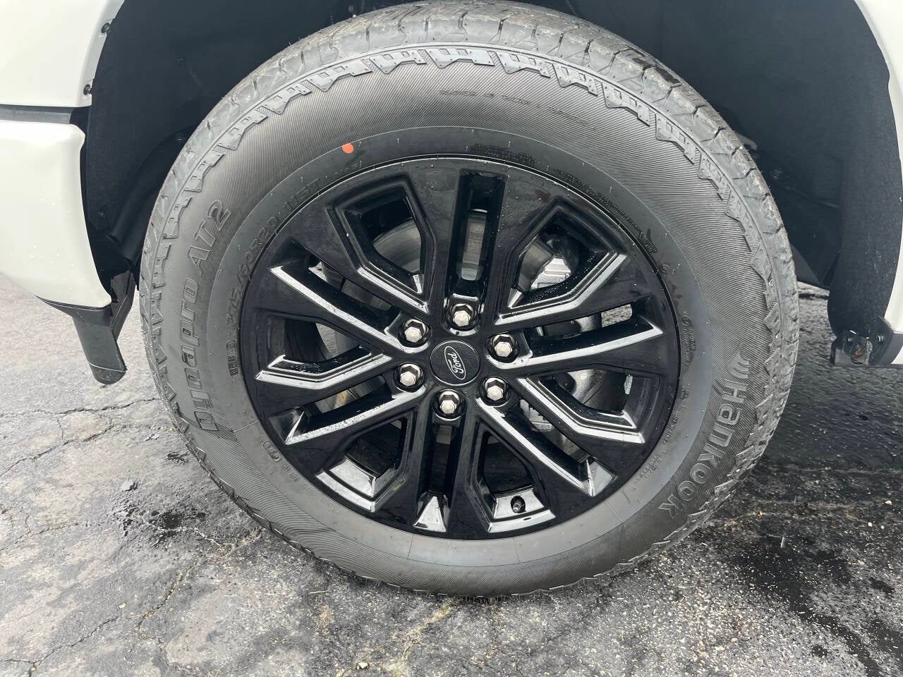 2026 Ford F-150 Lariat 4x4 4dr SuperCrew 5.5 ft. SB