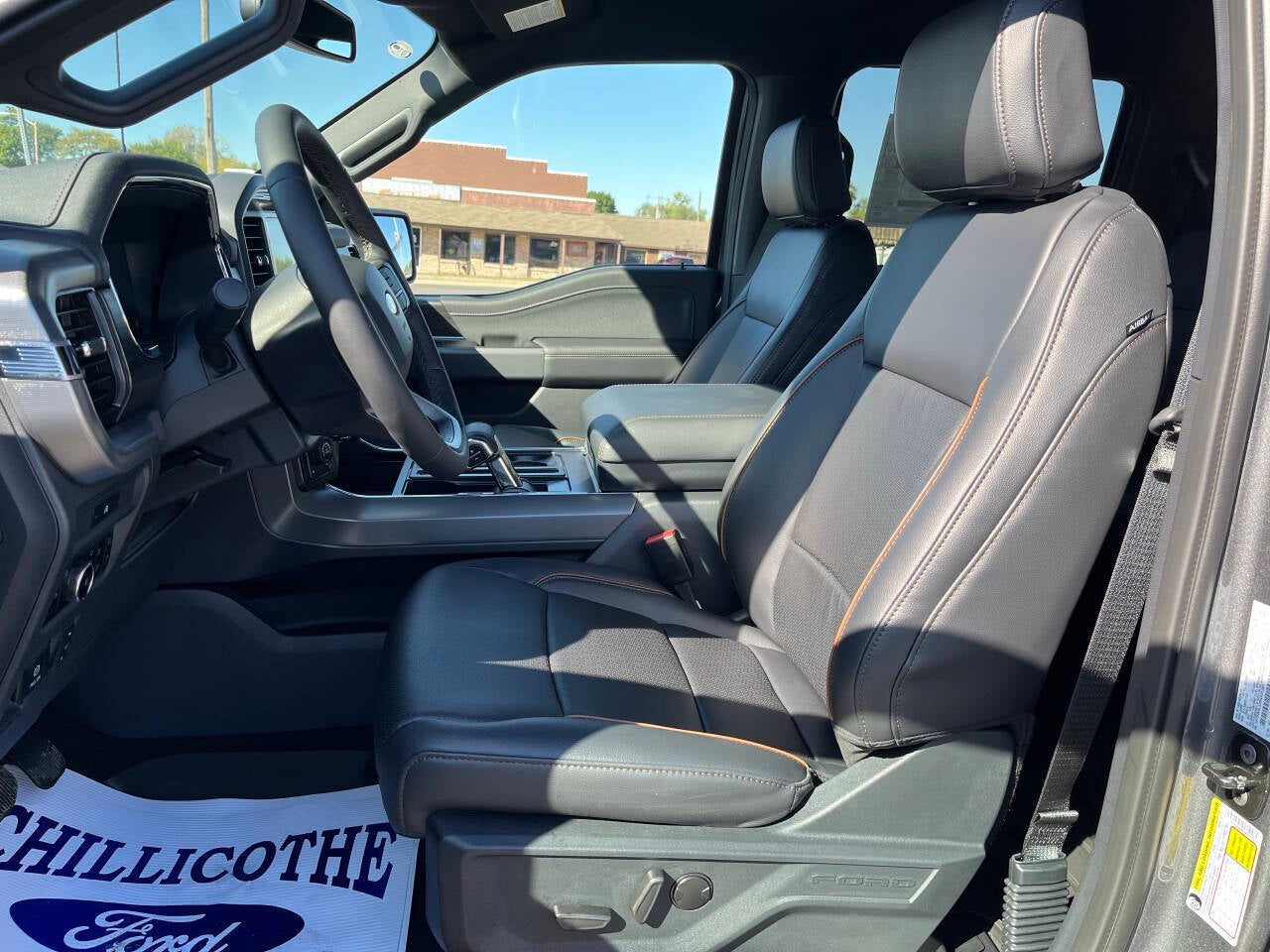 2025 Ford F-150 Lariat 4x4 4dr SuperCrew 5.5 ft. SB