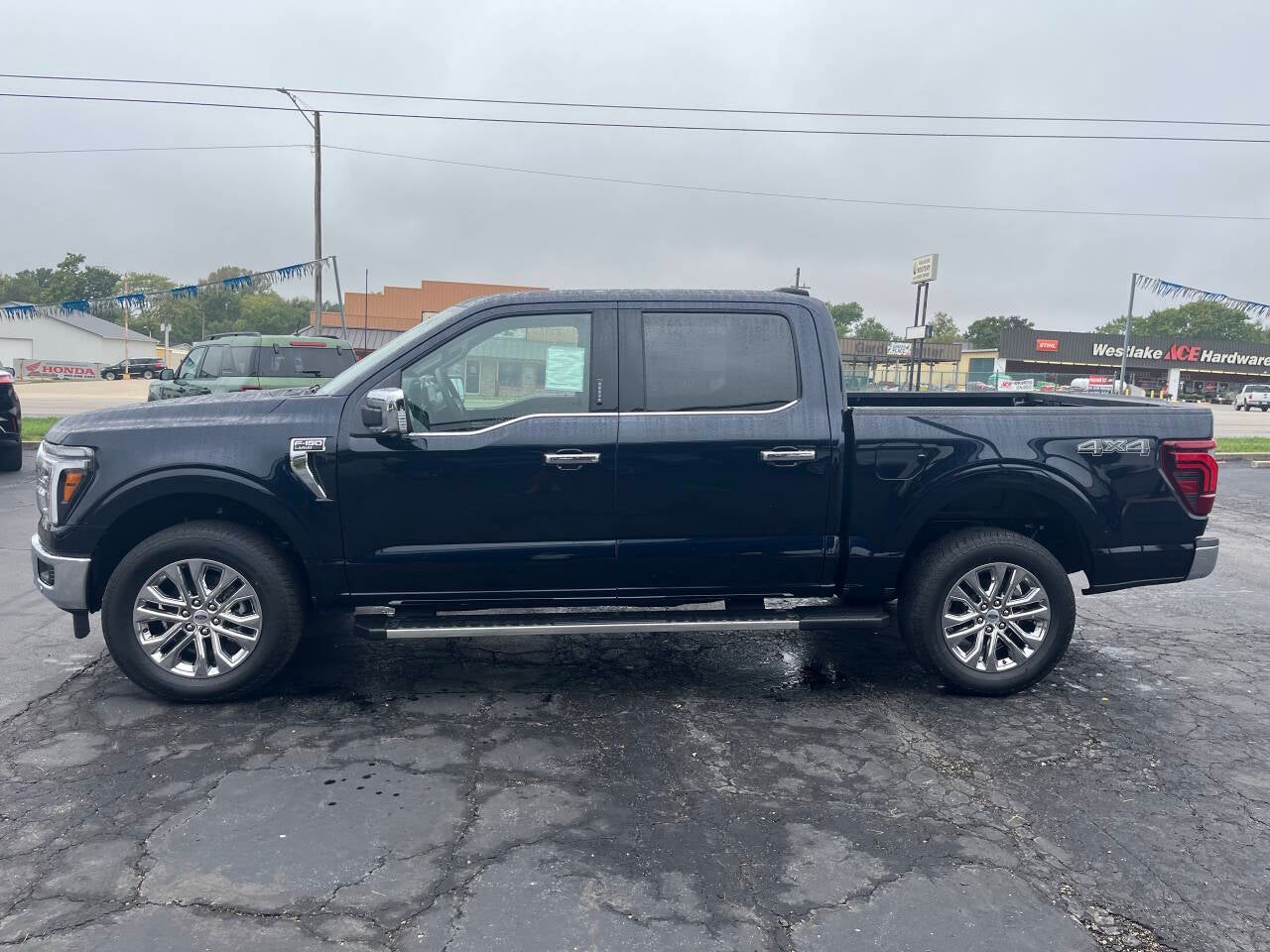 2026 Ford F-150 Lariat 4x4 4dr SuperCrew 5.5 ft. SB