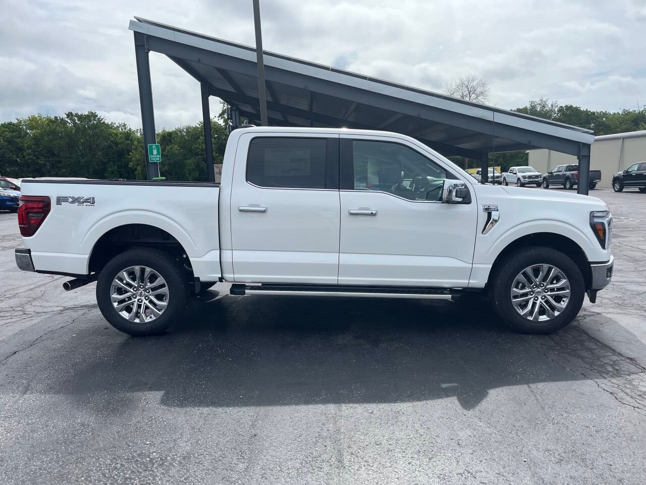 2025 Ford F-150 Lariat 4x4 4dr SuperCrew 5.5 ft. SB