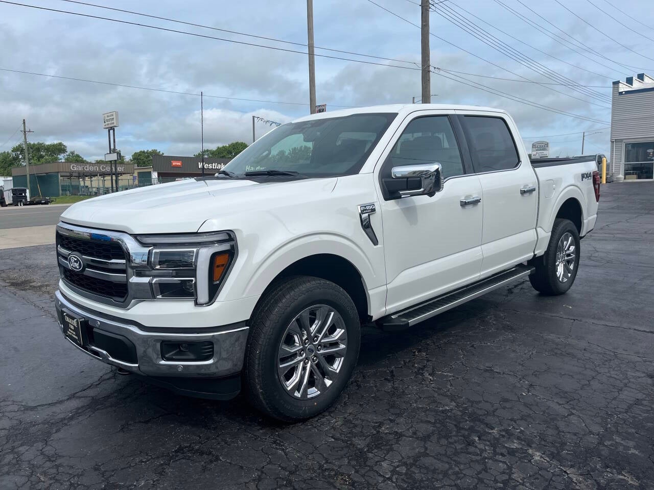 2025 Ford F-150 Lariat 4x4 4dr SuperCrew 5.5 ft. SB
