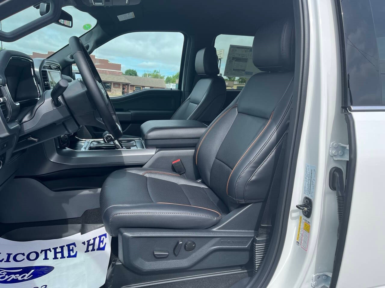 2025 Ford F-150 Lariat 4x4 4dr SuperCrew 5.5 ft. SB