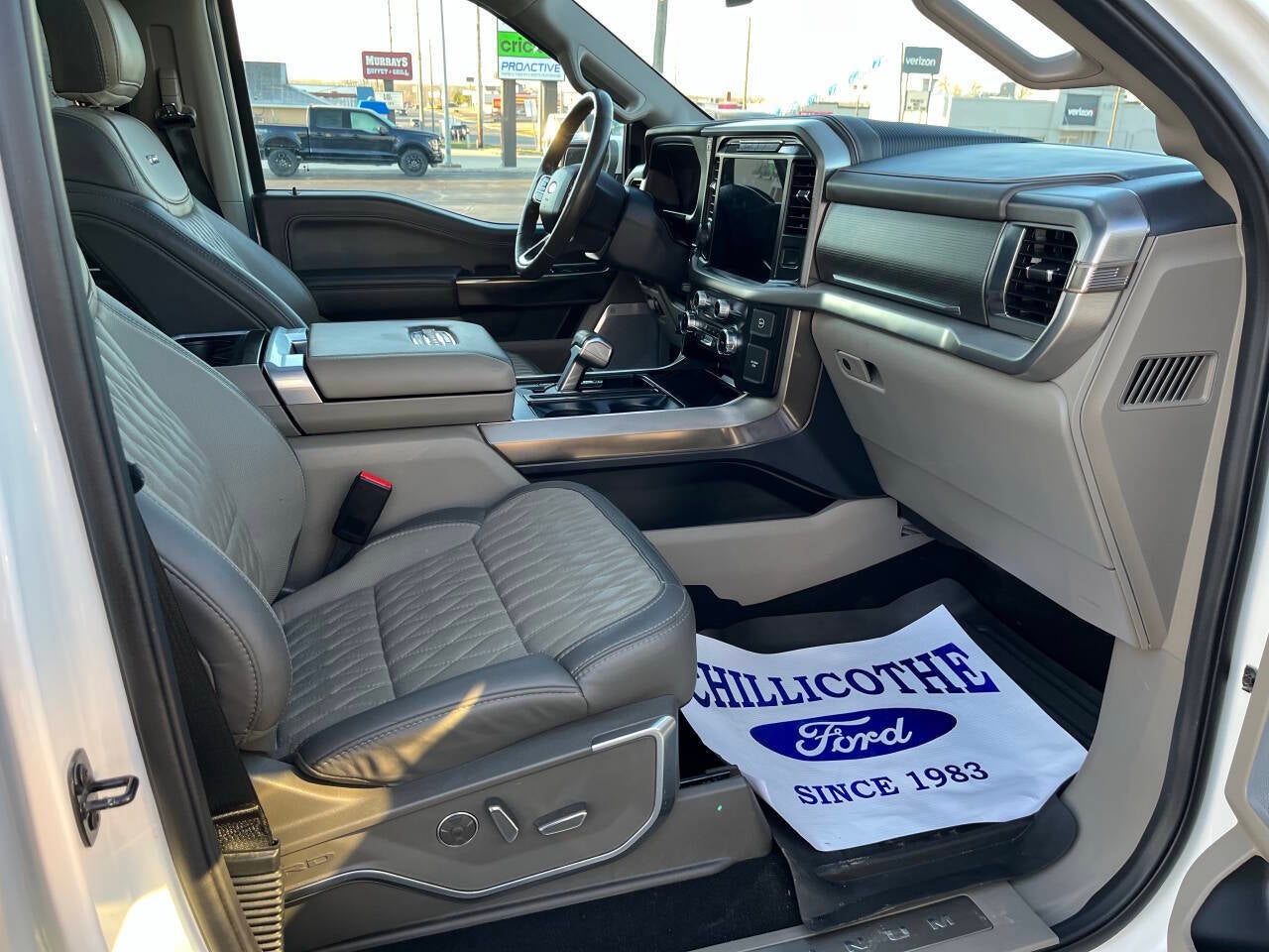 2024 Ford F-150 Platinum 4x4 4dr SuperCrew 5.5 ft. SB