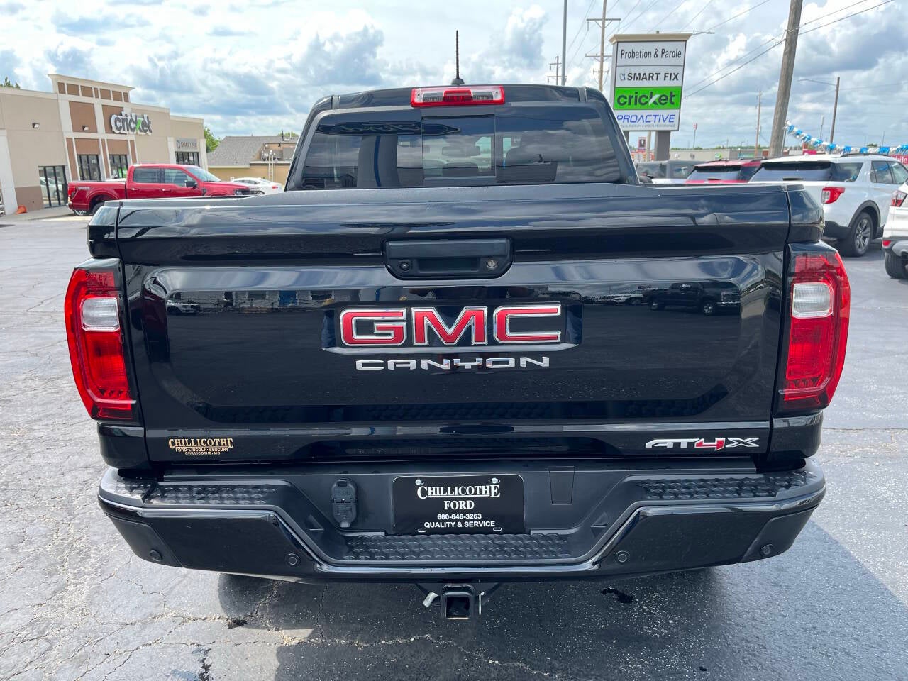 2024 GMC Canyon AT4X 4x4 4dr Crew Cab 5 ft. SB