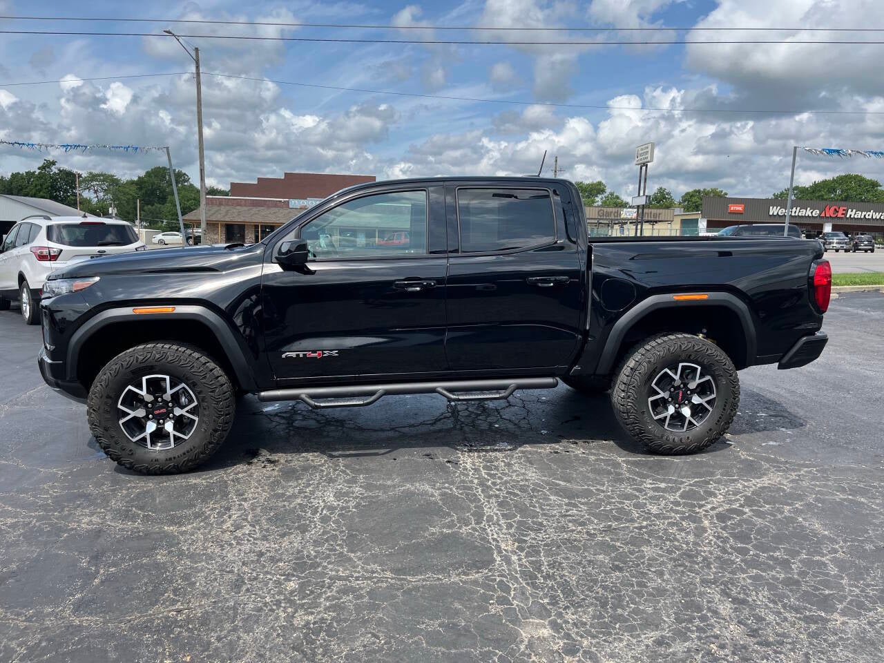 2024 GMC Canyon AT4X 4x4 4dr Crew Cab 5 ft. SB