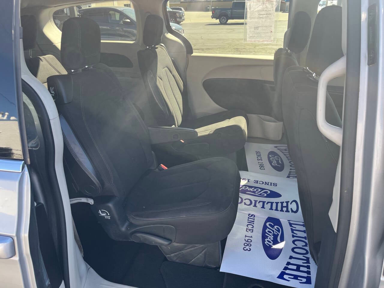 2017 Chrysler Pacifica Touring 4dr Mini Van