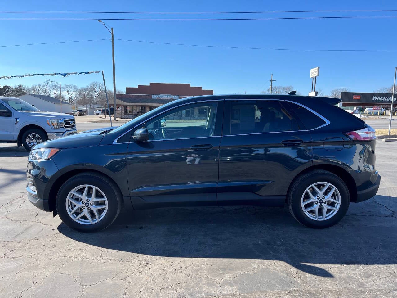 Used 2022 Ford Edge SEL with VIN 2FMPK4J90NBB17365 for sale in Kansas City