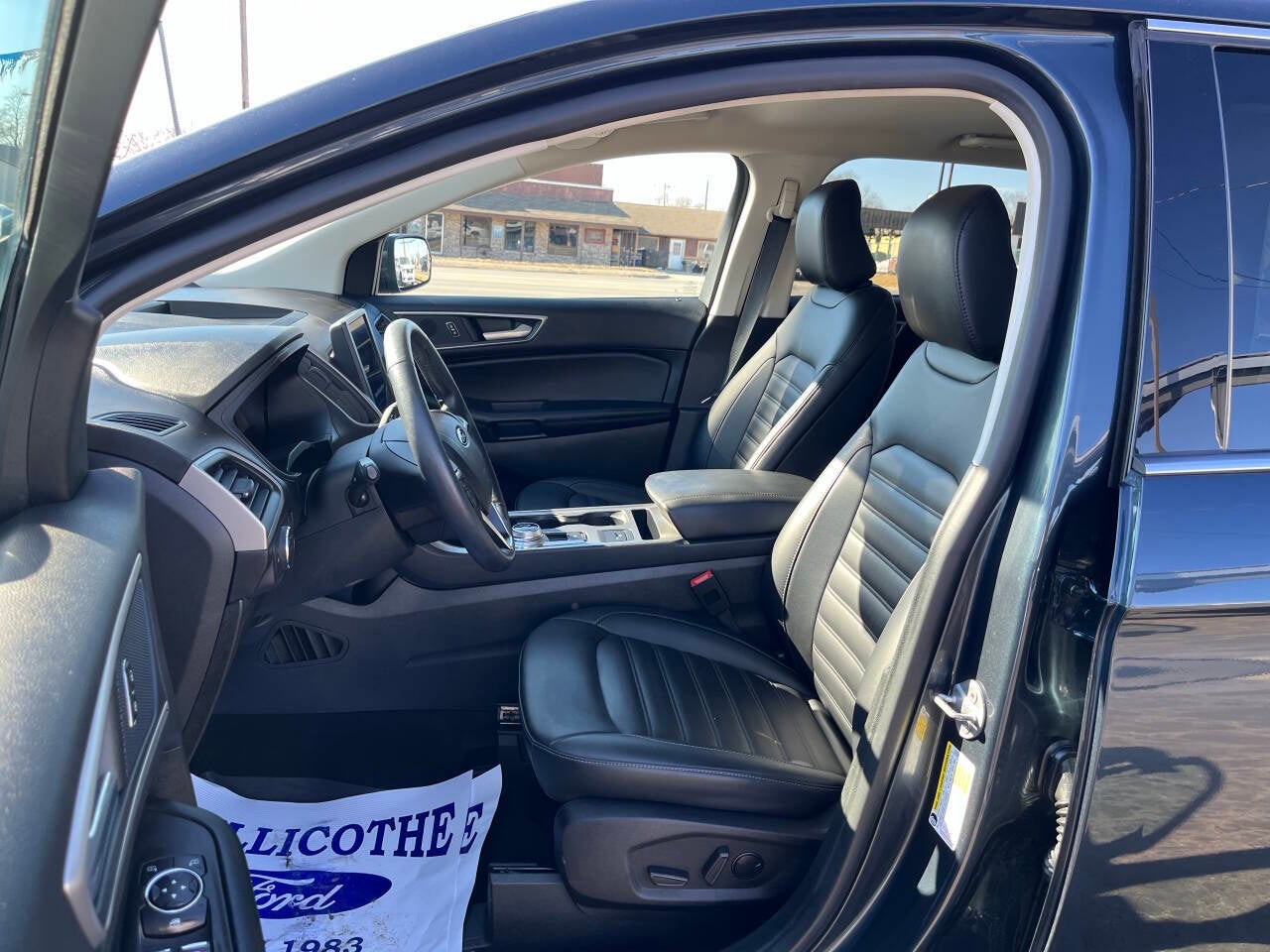 2022 Ford Edge SEL AWD 4dr Crossover