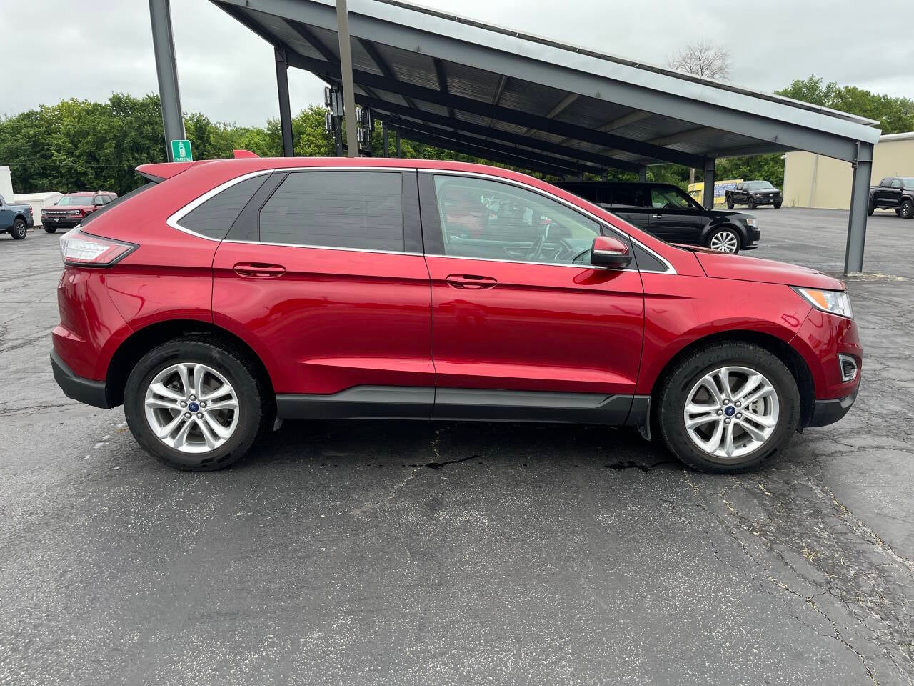 2016 Ford Edge SEL AWD 4dr Crossover