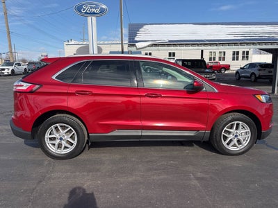 2022 Ford Edge SEL AWD 4dr Crossover