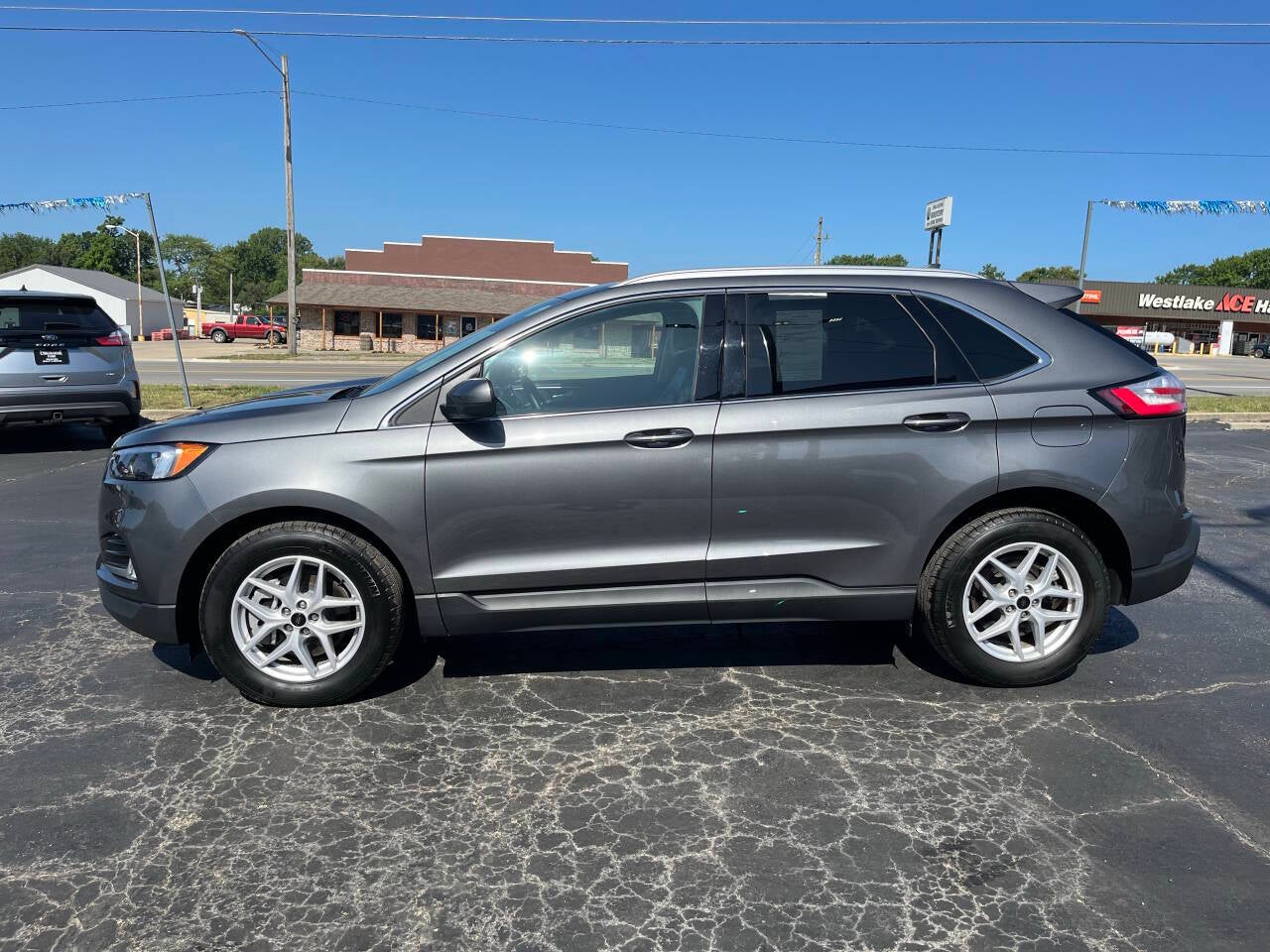 2023 Ford Edge SEL AWD 4dr Crossover