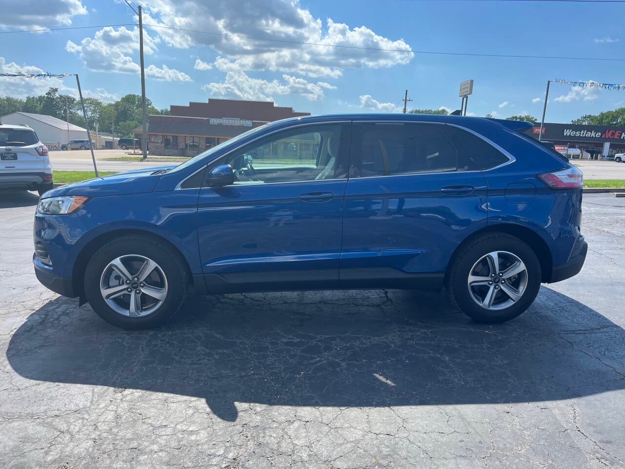 Used 2024 Ford Edge SEL with VIN 2FMPK4J96RBA91926 for sale in Kansas City